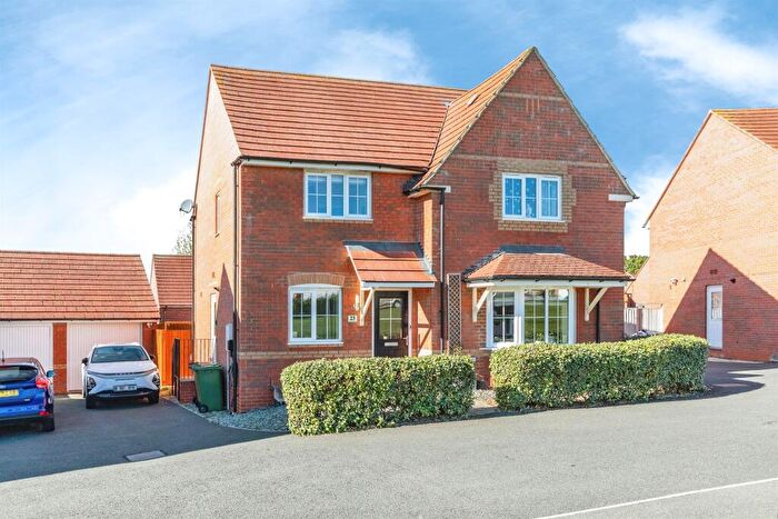 4 Bedroom Detached House For Sale In Aintree Road, Corby, NN18