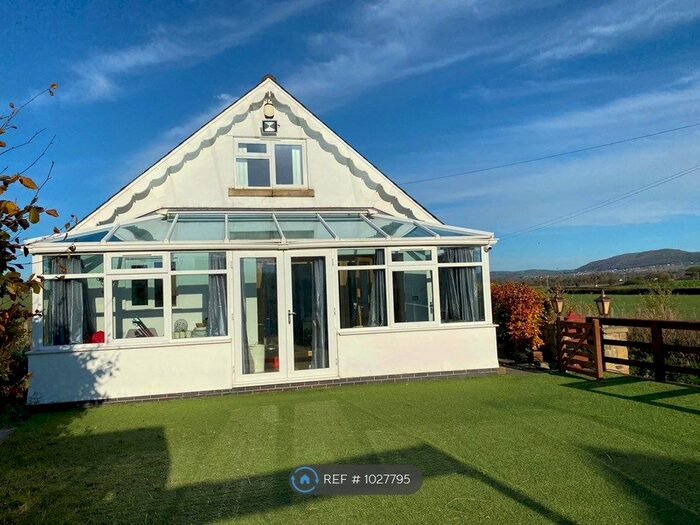 3 Bedroom Bungalow To Rent In Nant Y Faenol Road, Bodelwyddan, Rhyl, LL18