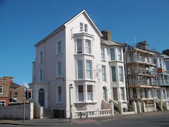 2 Bedroom Flat To Rent In Park Road, Bognor Regis, PO21