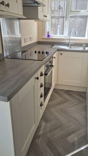 Studio To Rent In Mountfield Road, Tunbridge Wells, TN1