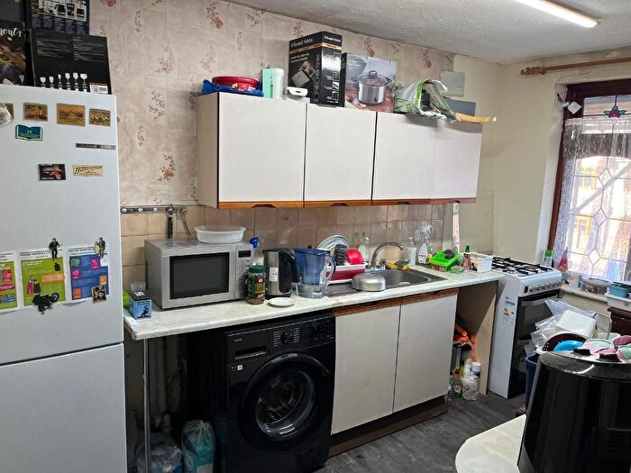 1 Bedroom Flat To Rent In Mawney Road, London, RM7