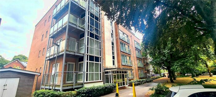 1 Bedroom Flat To Rent In Suttones Place, Southampton, Hampshire, SO15