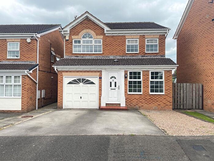 4 Bedroom Detached House To Rent In Falcons Rise, DE56