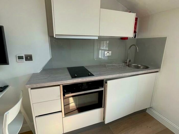 Studio To Rent In College Crescent, Swiss Cottage, NW3