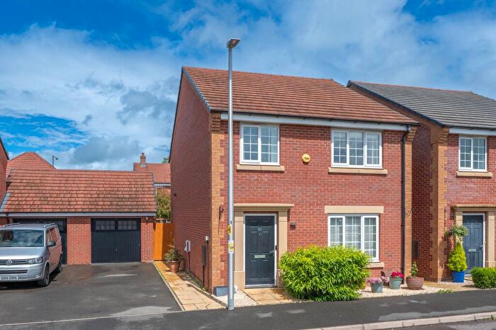 4 Bedroom Detached House For Sale In Woodchester Drive, Stratford-Upon-Avon, CV37