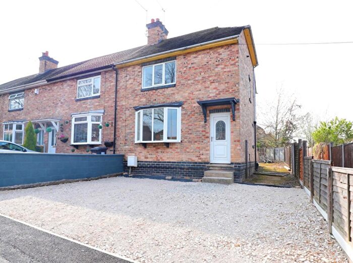 4 Bedroom Semi-Detached House To Rent In Poolfield Avenue, Newcastle-under-Lyme, ST5