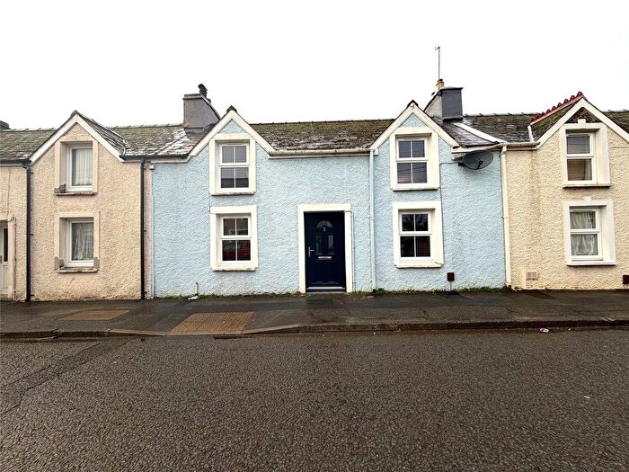 2 Bedroom Terraced House For Sale In Railway Terrace, Goodwick, Pembrokeshire, SA64