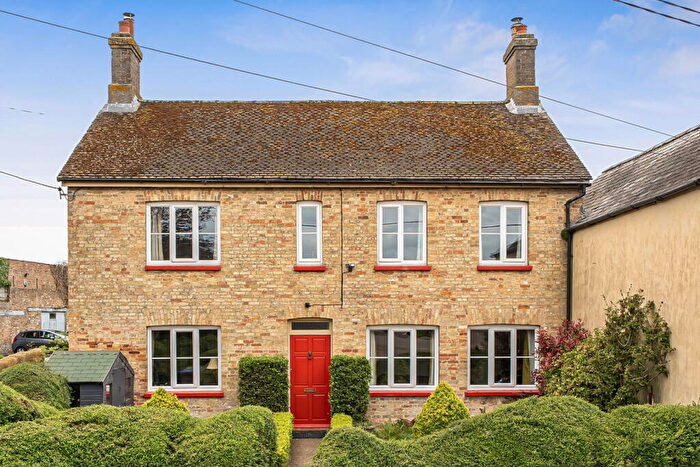 4 Bedroom Semi Detached House For Sale In Ladson House, Mepal, Cambs, CB6