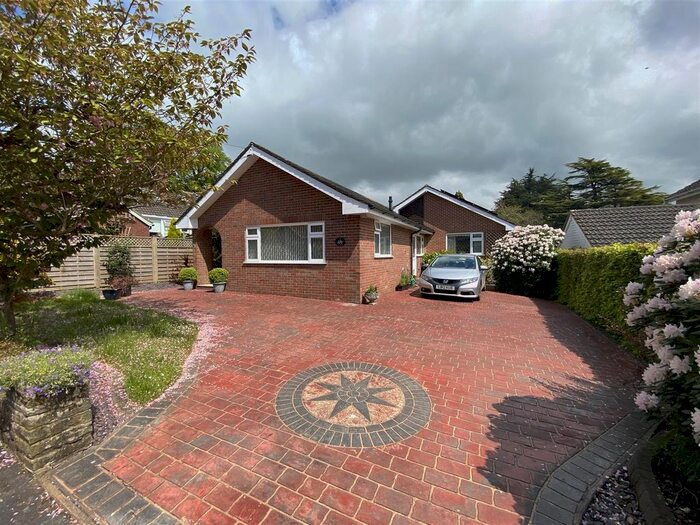 3 Bedroom Detached Bungalow For Sale In Rock Crescent, Oulton, Stone, ST15