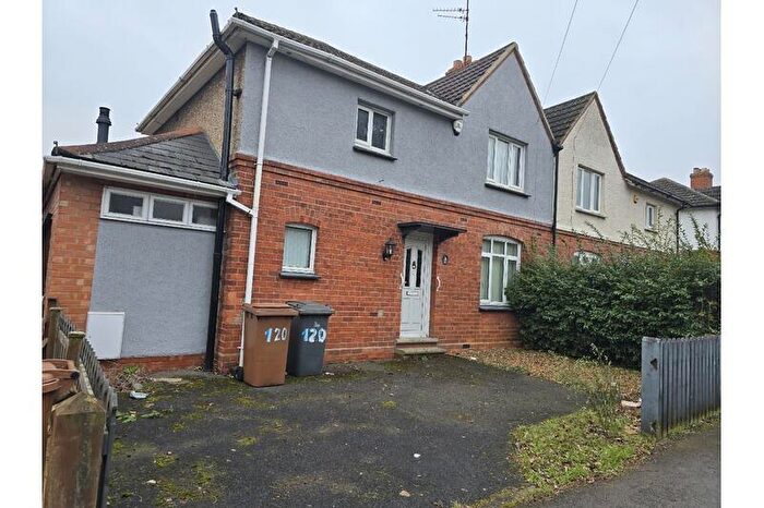 3 Bedroom Semi Detached House To Rent In Abbey Road, Willingborough, NN8