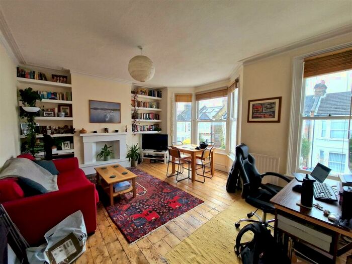 2 Bedroom Flat To Rent In Bolton Gardens, Kensal Rise, NW10