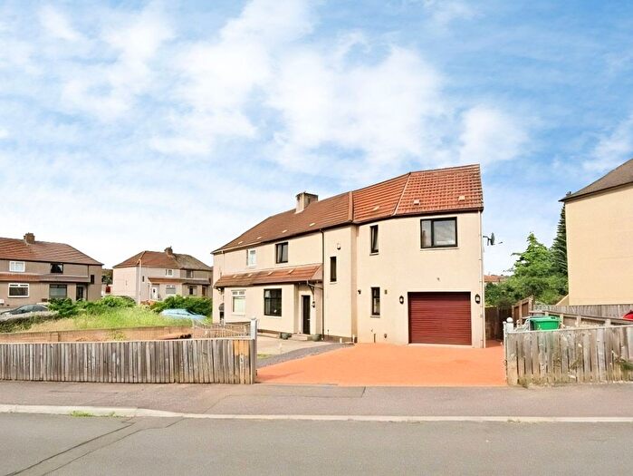 3 Bedroom Semi-Detached House For Sale In Castle Terrace, Kennoway, KY8