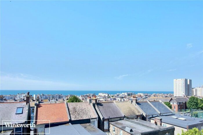 4 Bedroom Terraced House To Rent In Belle Vue Gardens, Brighton, East Sussex, BN2