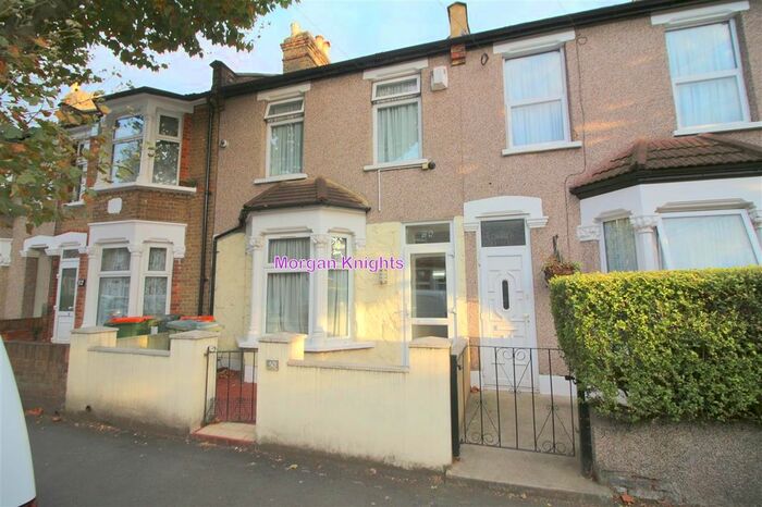 3 Bedroom Terraced House To Rent In Lawrence Road, East Ham, E6