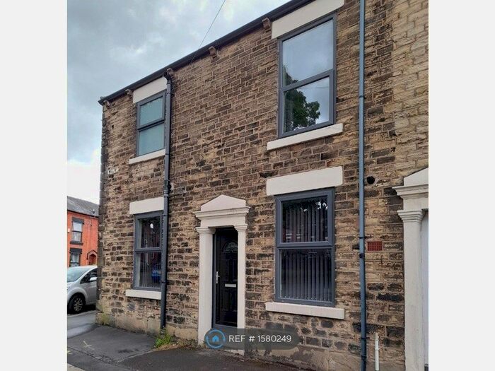 2 Bedroom End Of Terrace House To Rent In Mill Street, Stalybridge, SK15