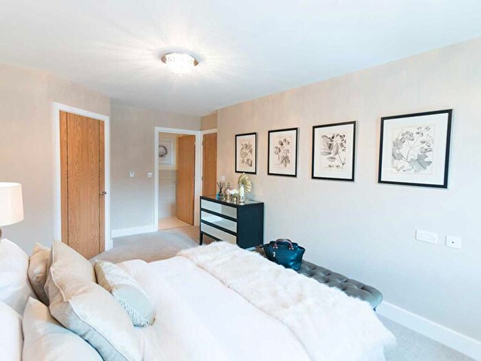 2 Bedroom Retirement Property To Rent In London Road, St Albans, Hertfordshire, AL1