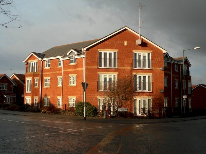 2 Bedroom Flat To Rent In West Park Close, Skelmersdale WN8