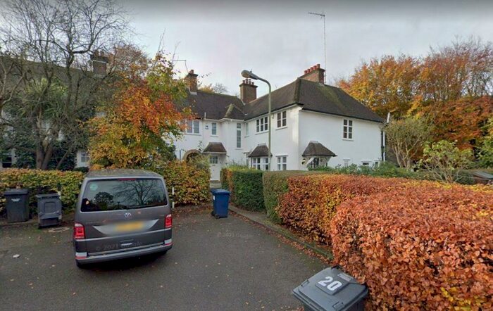 3 Bedroom House To Rent In Creswick Walk, Hampstead Garden Suburb, NW11