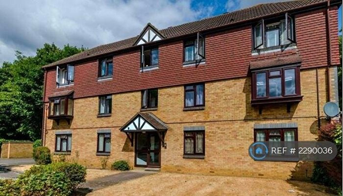 1 Bedroom Flat To Rent In Ladygrove Drive, Guildford, GU4