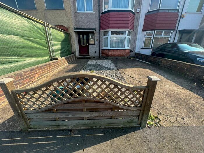 3 Bedroom Terraced House To Rent In Victoria Avenue, Hillingdon, UB10