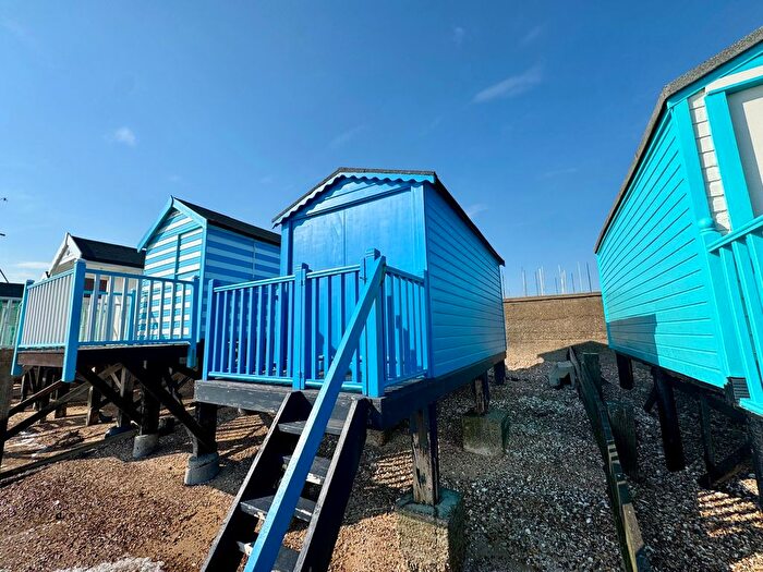Detached House For Sale In Beach Hut, Thorpe Esplanade, Thorpe Bay, Essex, SS1