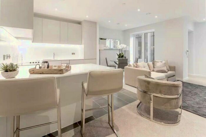 3 Bedroom Town House To Rent In Local Blackfriar, Garden Lane, Manchester, Greater Manchester, M3