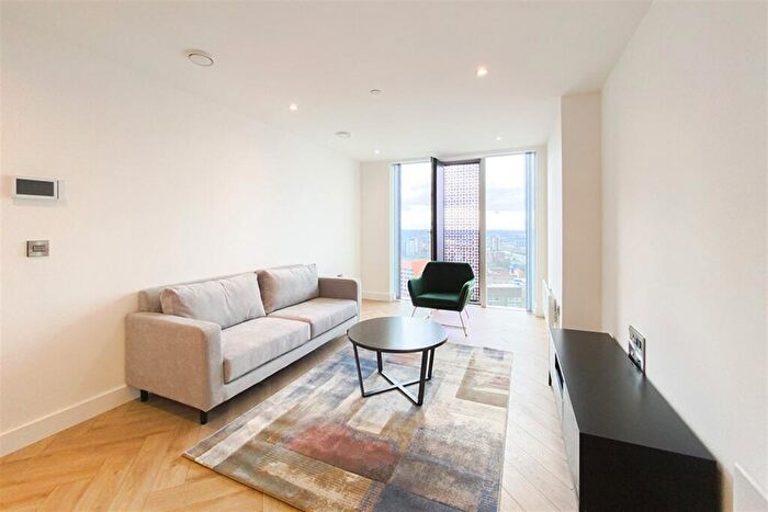 2 Bedroom Apartment To Rent In Elizabeth Tower, M15