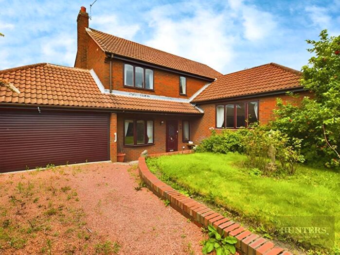 3 Bedroom Detached House For Sale In Barn Hollows, Hawthorn, Seaham, SR7