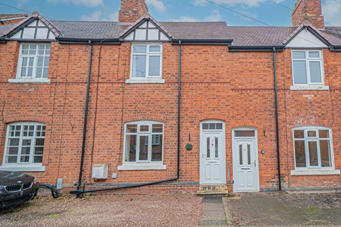 3 Bedroom Terraced House For Sale In Poplar Road, Dorridge, B93