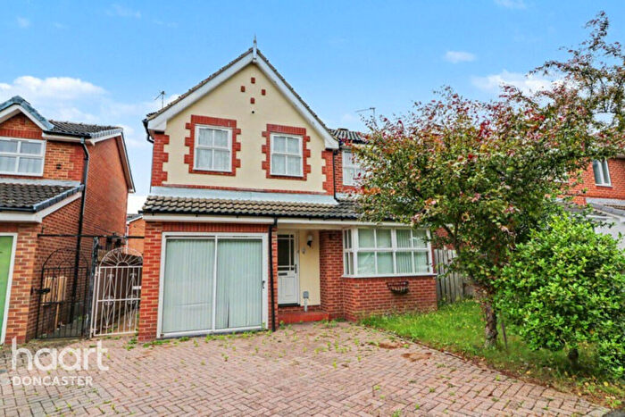 4 Bedroom Detached House For Sale In High Alder Road, Bessacarr, Doncaster, DN4