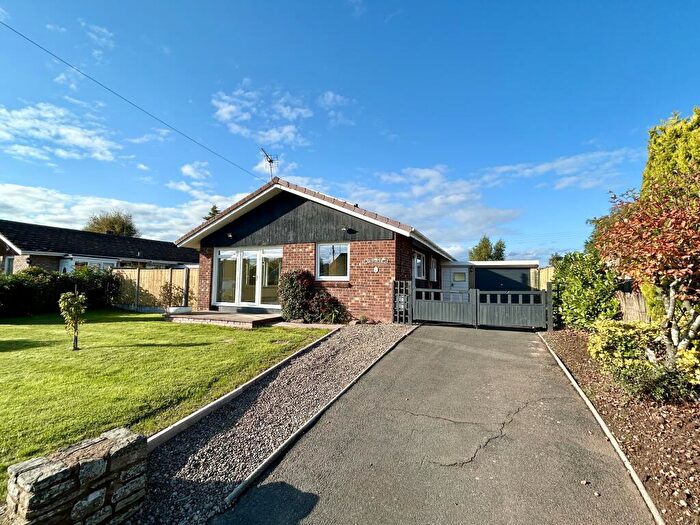 2 Bedroom Detached Bungalow For Sale In Walkers Green, Marden, Hereford, Herefordshire, HR1