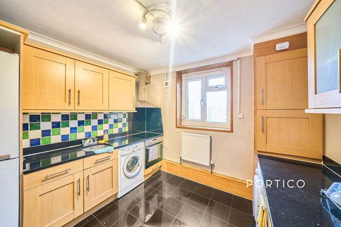 3 Bedroom Property To Rent In Pakington House, Stockwell Gardens Estate, SW9