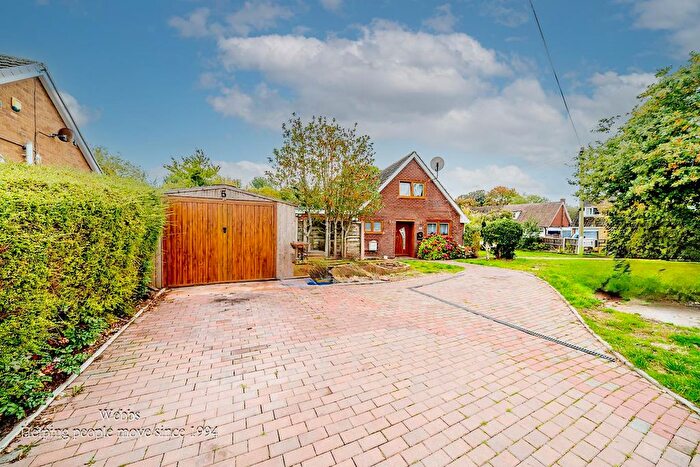 3 Bedroom Semi-Detached House For Sale In Stag Crescent, Norton Canes, Cannock, WS11