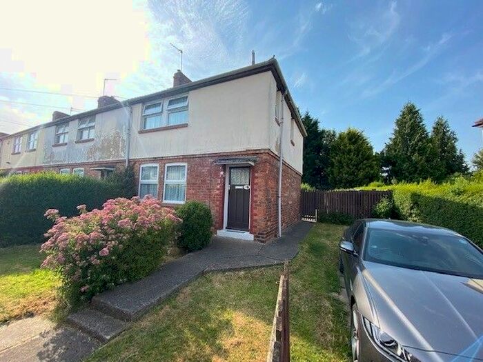 3 Bedroom End Of Terrace House To Rent In Constantine Avenue, York, North Yorkshire, YO10