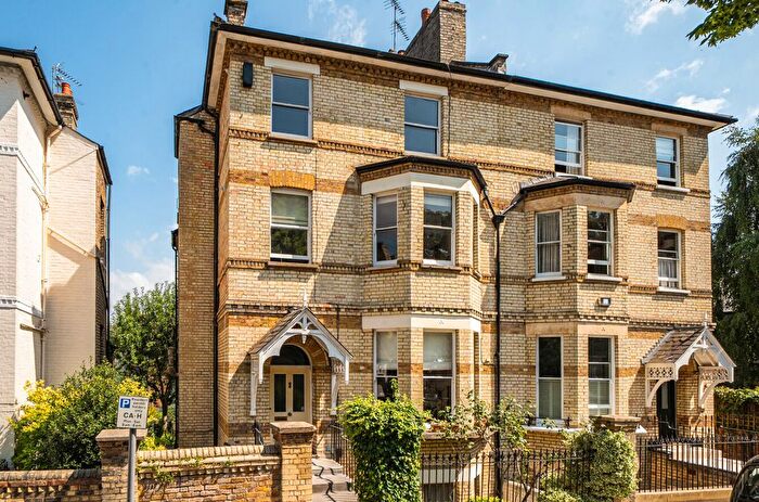 2 Bedroom Flat For Sale In Gayton Crescent, Hampstead Village, NW3