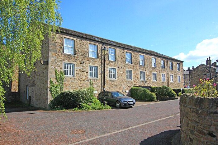 2 Bedroom Apartment For Sale In Brindley Mill, Skipton, North Yorkshire, BD23