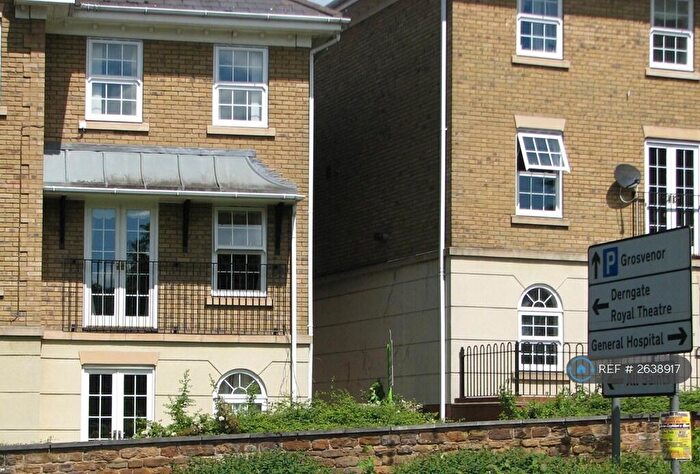 2 Bedroom Flat To Rent In Scholars Court, Northampton, NN1