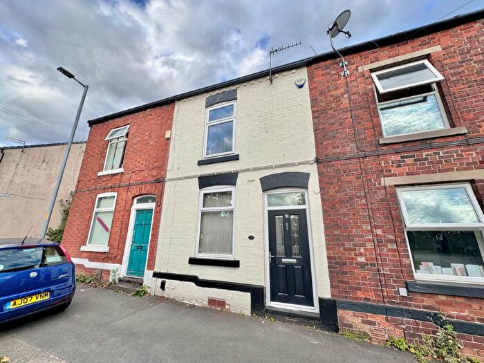 2 Bedroom Terraced House To Rent In Old Road, Hyde, SK14