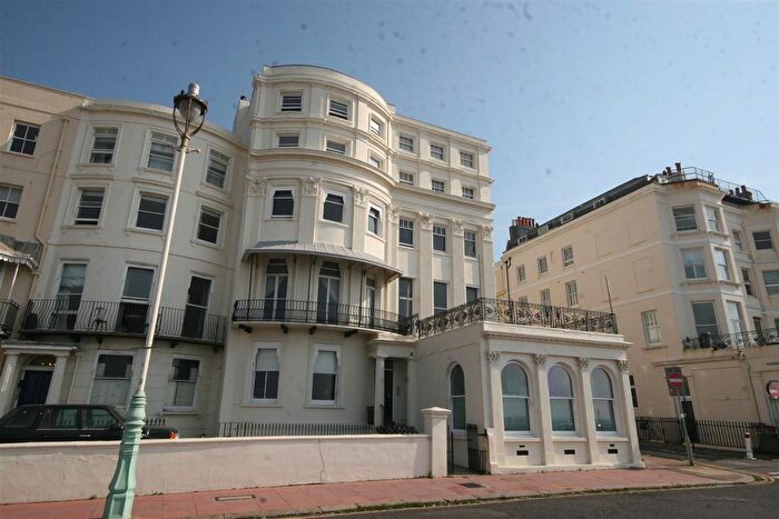 1 Bedroom Flat To Rent In Marine Parade, Brighton, BN2