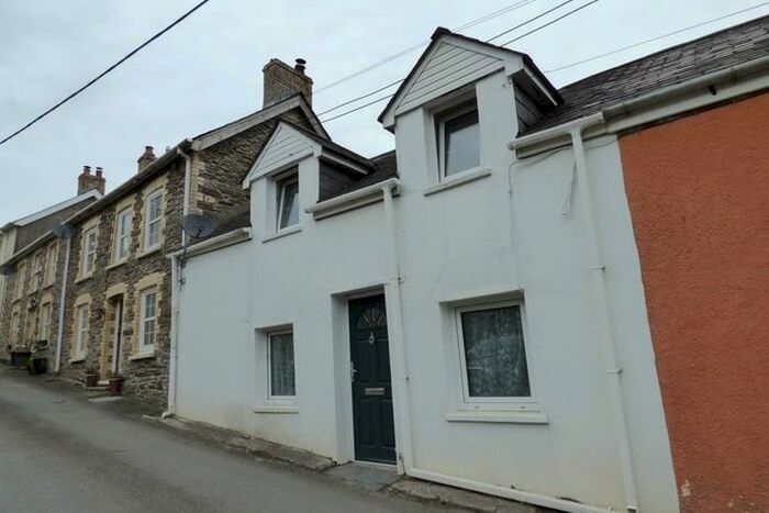 2 Bedroom Property To Rent In Castle Road, Pencader, Carmarthenshire, SA39