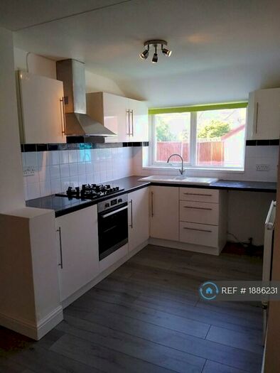 1 Bedroom Flat To Rent In Windermere Road, Patchway, Bristol, BS34