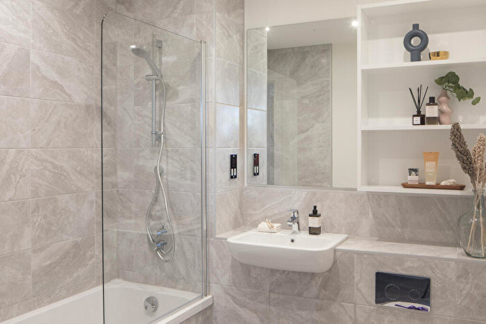 2 Bedroom Apartment For Sale In William Sutton Building, Old Mill Street, Manchester, M4