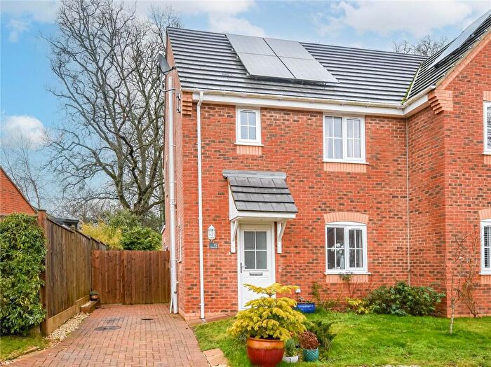 3 Bedroom End Of Terrace House For Sale In Woolton Lodge Gardens, Woolton Hill, Newbury, Hampshire, RG20