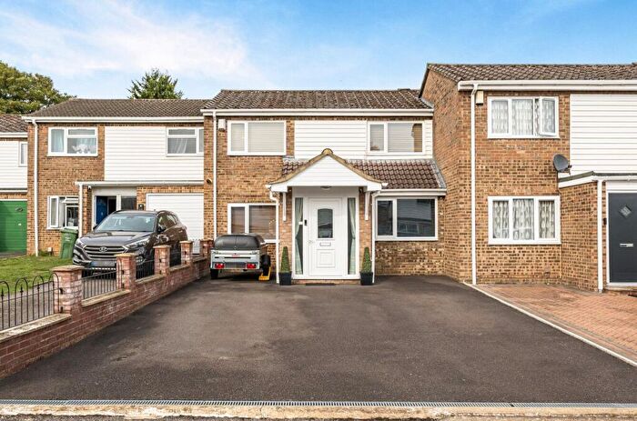 3 Bedroom Terraced House For Sale In Claudius Close, Andover, SP10
