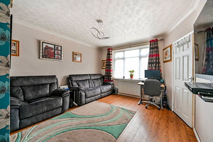 2 Bedroom Terraced House For Sale In Churchill Road, Langley, Slough, SL3