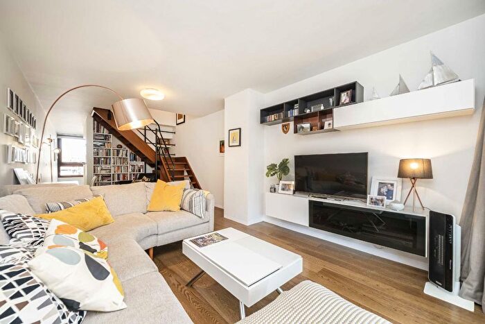 1 Bedroom Flat For Sale In Barbican, Ben Jonson House, EC2Y