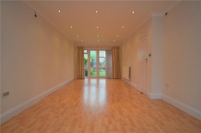 3 Bedroom End Of Terrace House To Rent In Victoria Road, Ruislip, Middlesex, HA4