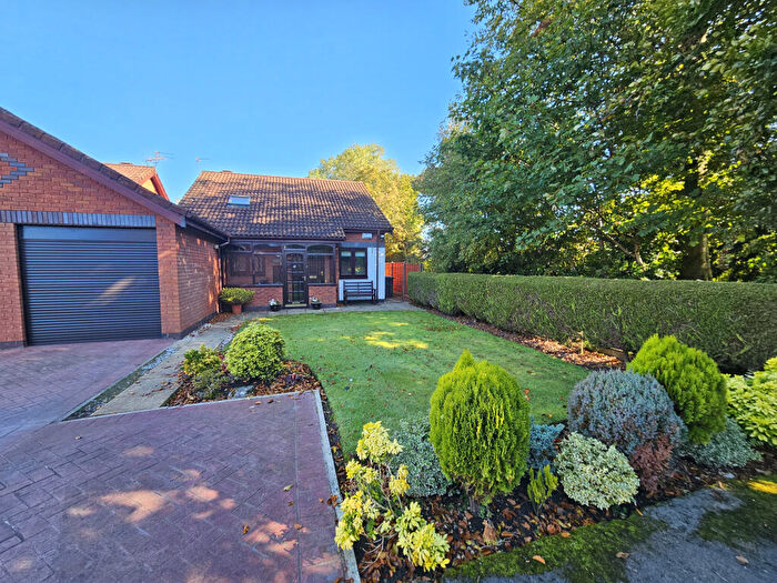 2 Bedroom Bungalow For Sale In Langden Fold, Grimsargh, PR2