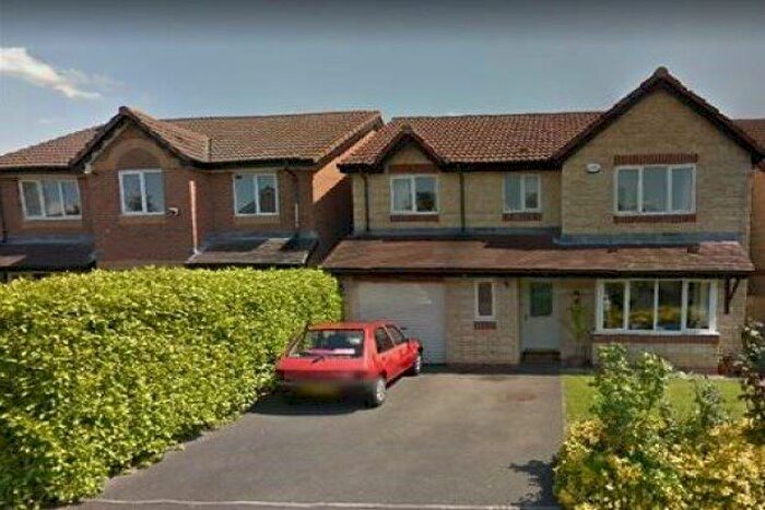 4 Bedroom Detached House To Rent In Oak Road, Chippenham, SN14