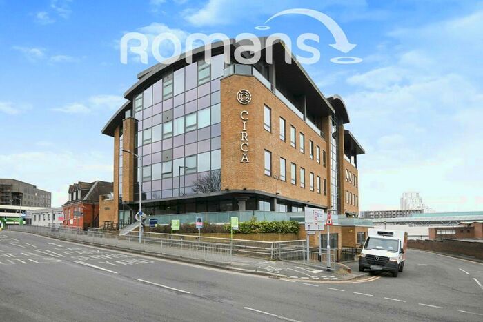 1 Bedroom Apartment To Rent In Cira, RG12